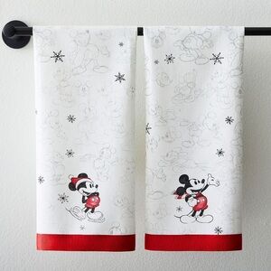 Pottery Barn Disney Mickey Mouse Holiday Guest Hand Towel Set of 2